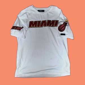 vintage Pro Standard stitched NBA Miami Heat shirt L